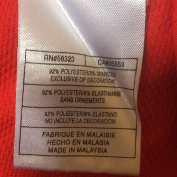 Nike The Human Race FitDry Breathable Red T-Shirt size Medium - Picture 13 of 15